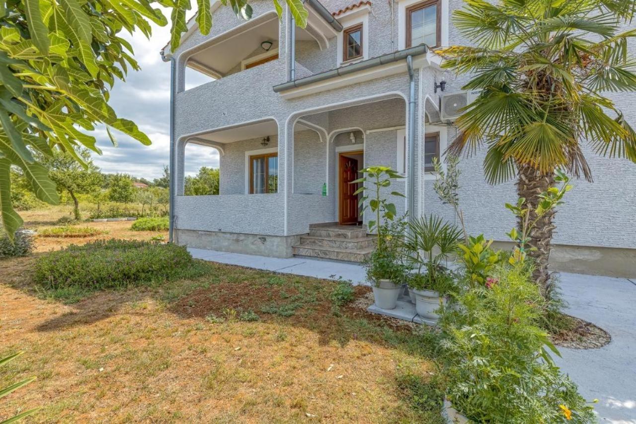 Apartments Finka Poreč Dış mekan fotoğraf