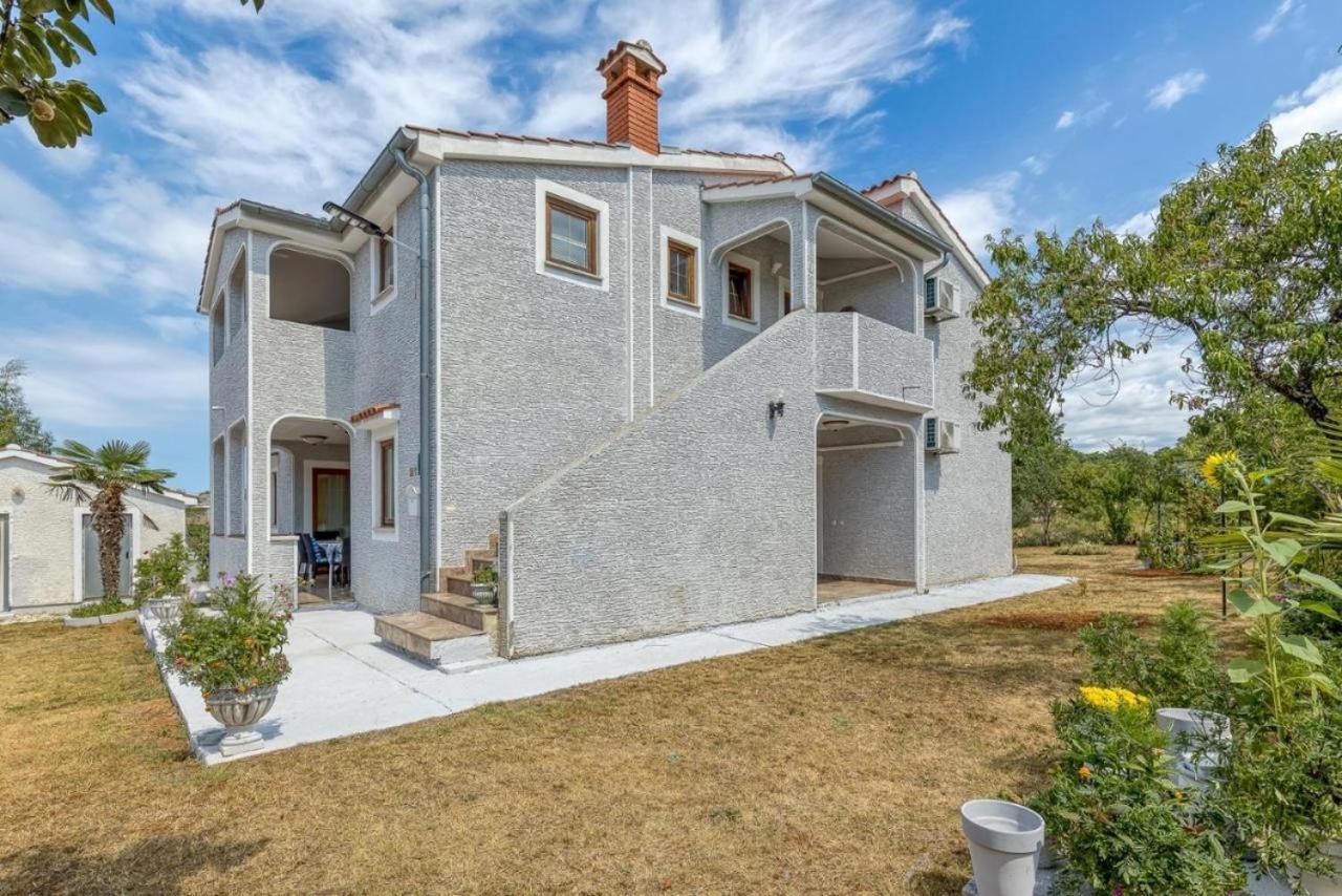 Apartments Finka Poreč Dış mekan fotoğraf